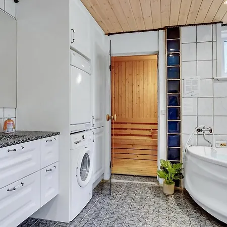 Amazing In Oksbol With Sauna Holiday home Ovtrup